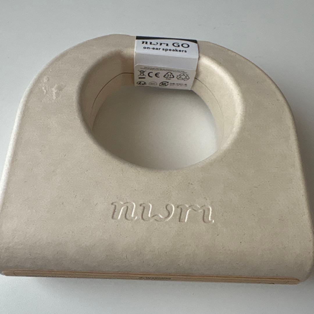 nwm GO ワイヤレスイヤホン ソイルベージュ