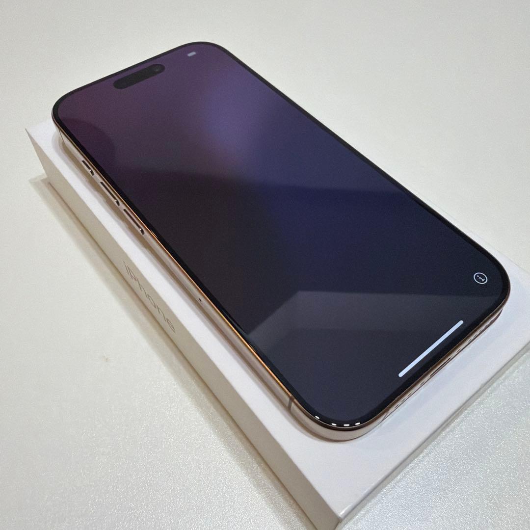 [美品]Apple iPhone 16Pro ゴールド 本体