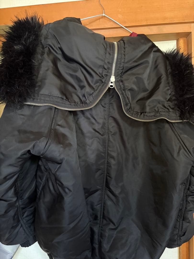 ルーズN-2Bブルゾン ファーフード付き