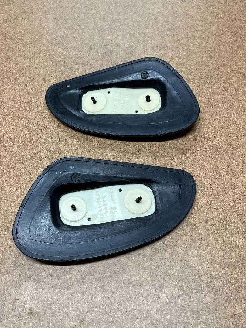 カワサキ　W-650　純正ガソリンタンクパッド