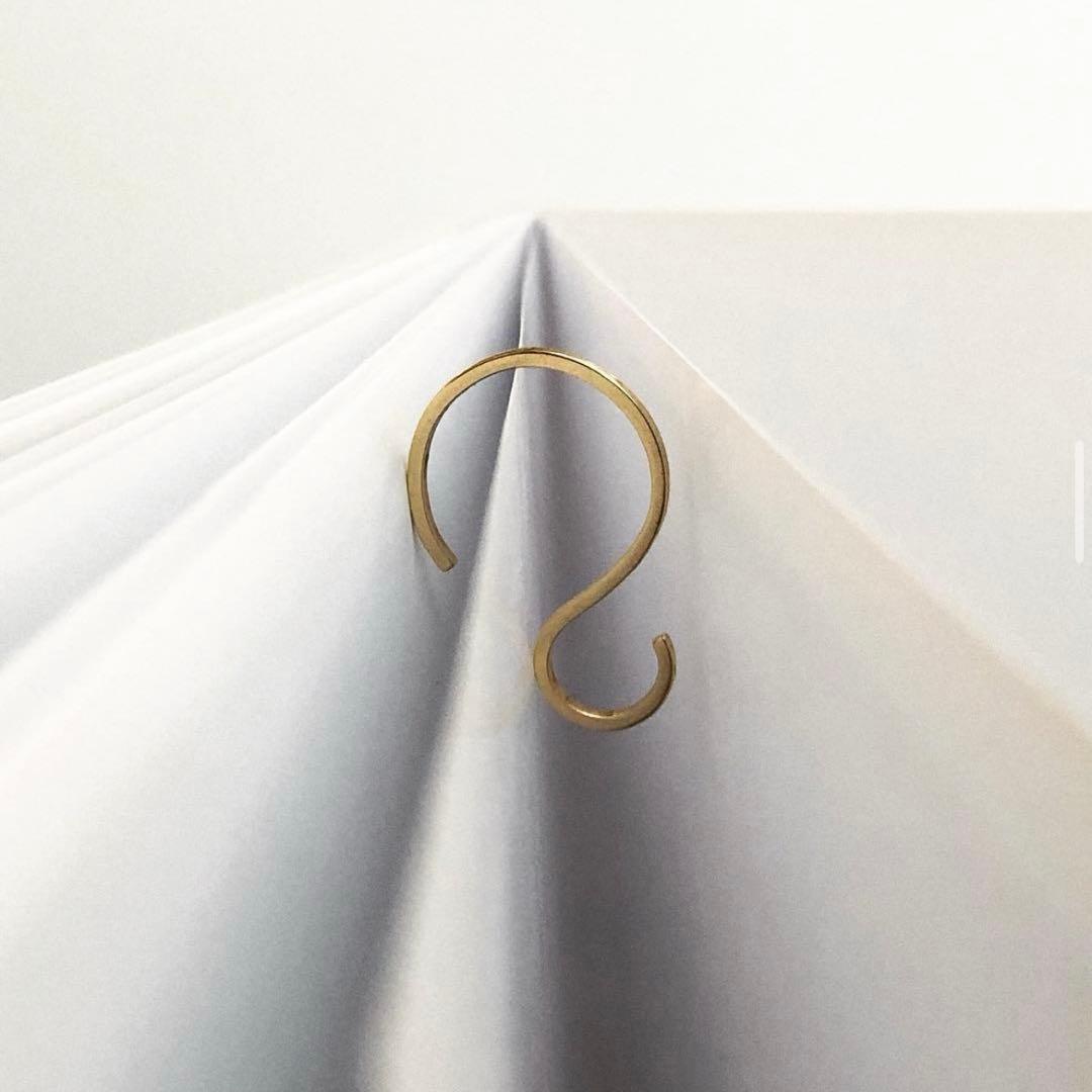 shihara S字 ピアス K18 小