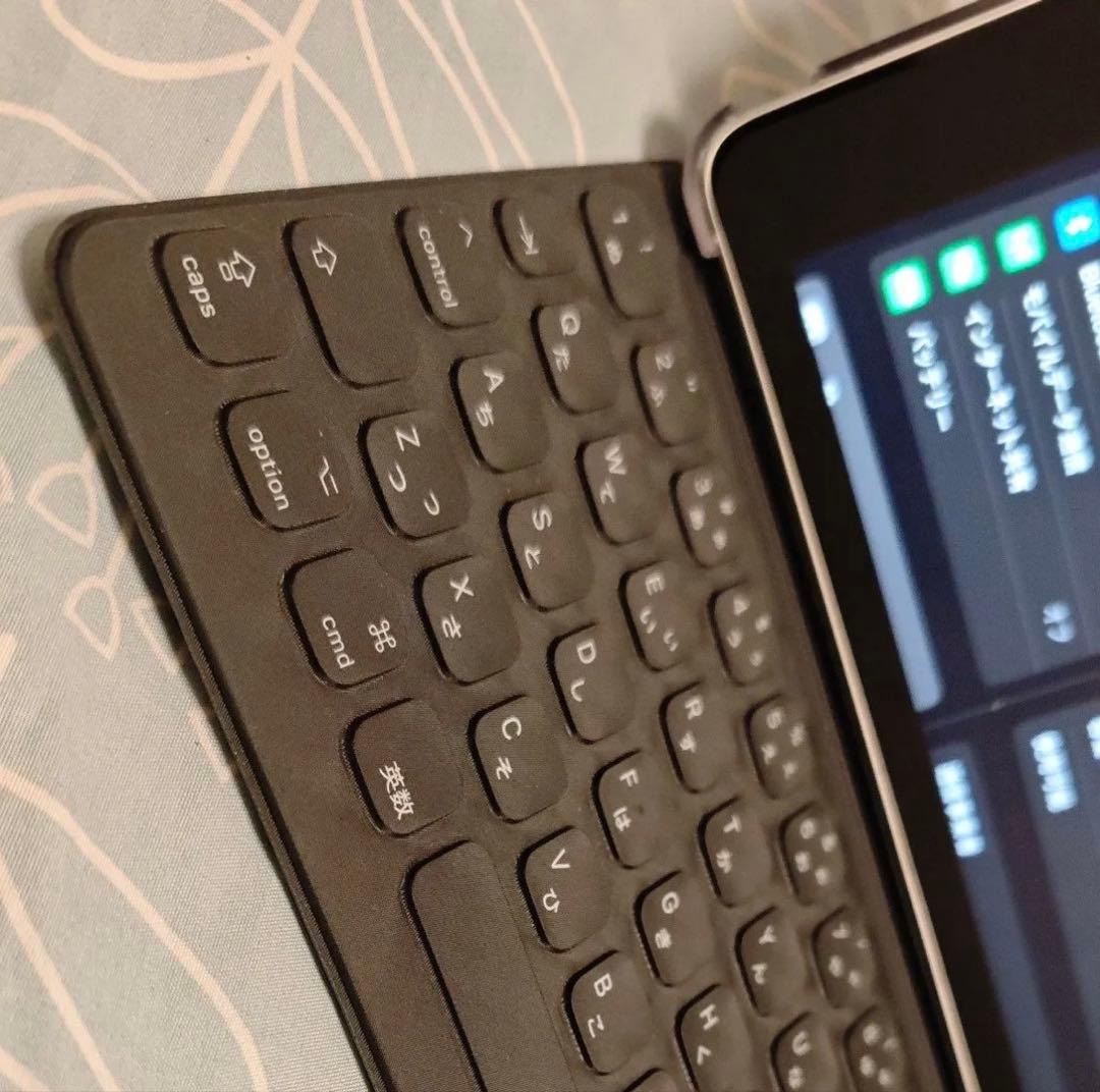 iPad第9世代　Wi-Fi+セルラー シルバー64GB+スマートキーボード