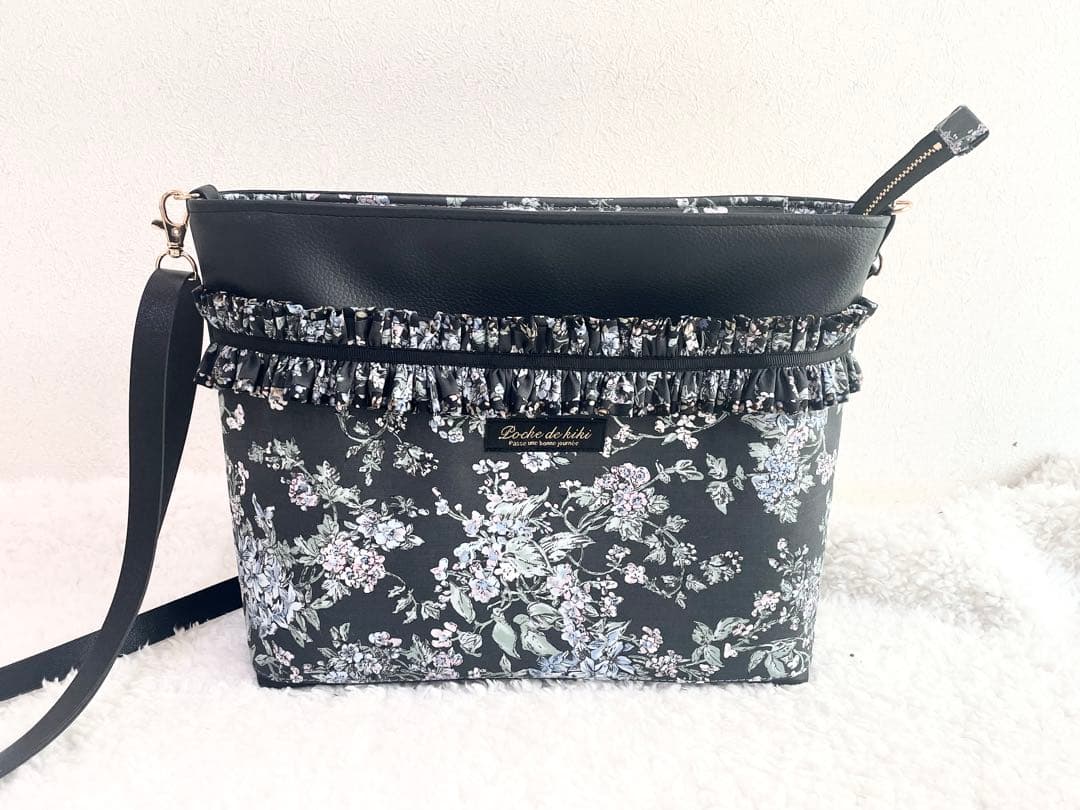 【s様】リバティ　ショルダーバッグ　セリーヌ