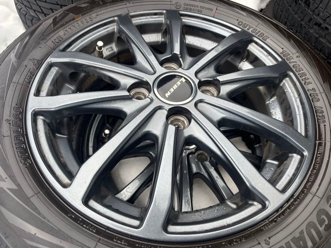 ①155/65R14 スタッドレスタイヤ アルミ付4本 2025年製 バリ山