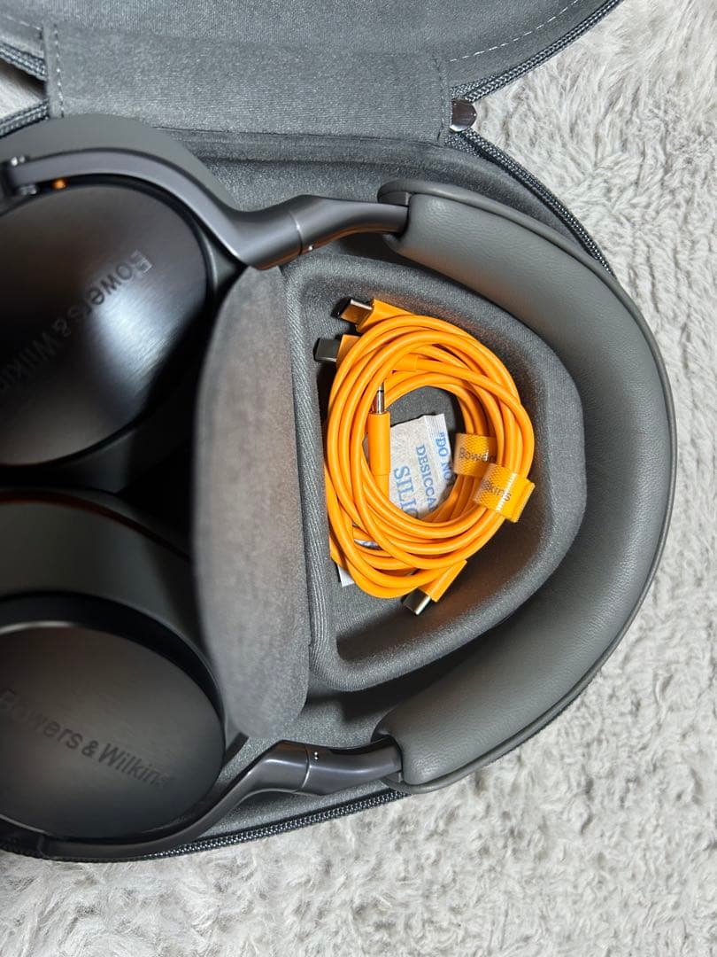 ヘッドホン bowers&wilkins Px8 mclaren
