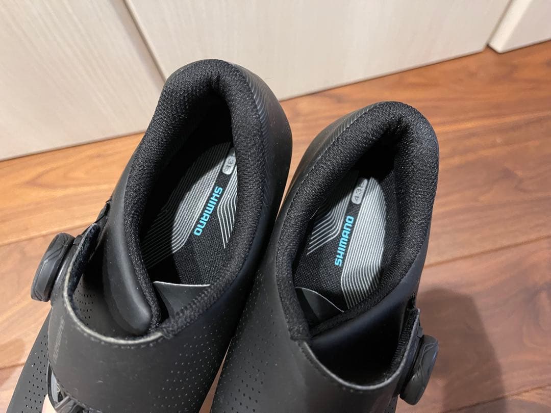 SHIMANO RC7 （SH-RC701） SPD-SLビンディングシューズ
