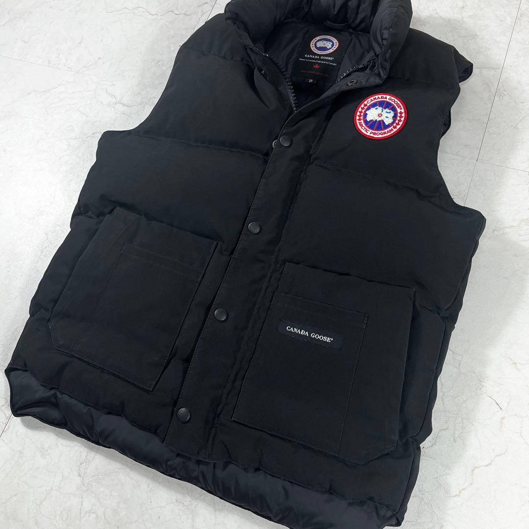 ✨カナダグース ダウンベスト ジャケット ダブルジップ ワッペン 刺繍 ブラック