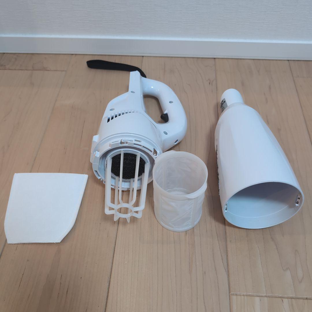 マキタ充電式クリーナーCL106FD バッテリー、充電器付