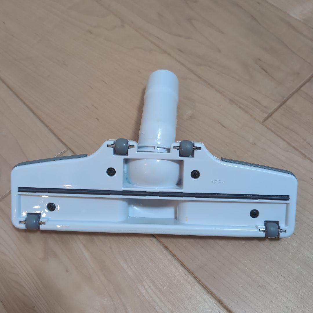 マキタ充電式クリーナーCL106FD バッテリー、充電器付