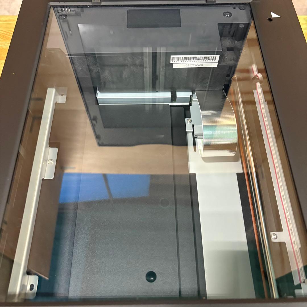 一都三県限定　配送無料　スキャナー　EPSON エプソン　フラットベッド