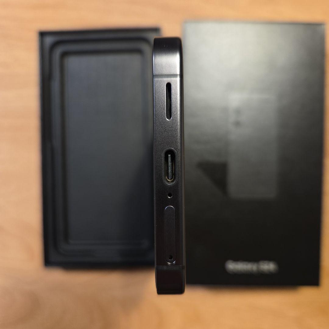 美品 Galaxy S24 オニキス ブラック ドコモ SIMフリー