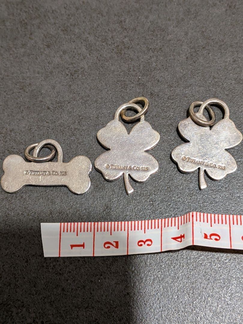 じ*ん様 Tiffanyティファニー チャーム まとめ売りクローバー　ボーン骨ペ