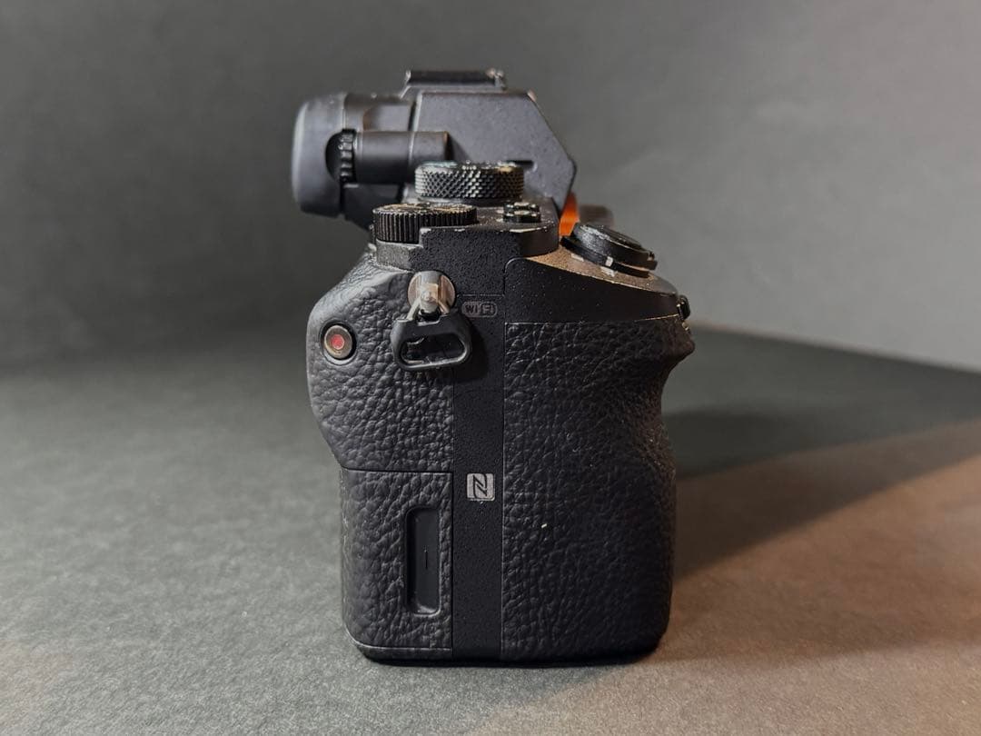 【中古】α7 Ⅱズームレンズキット　バッテリー4個