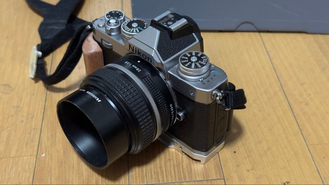 デジタルカメラ Nikon Z fc 28/2.8 SE Kit+35-135 Nikkor