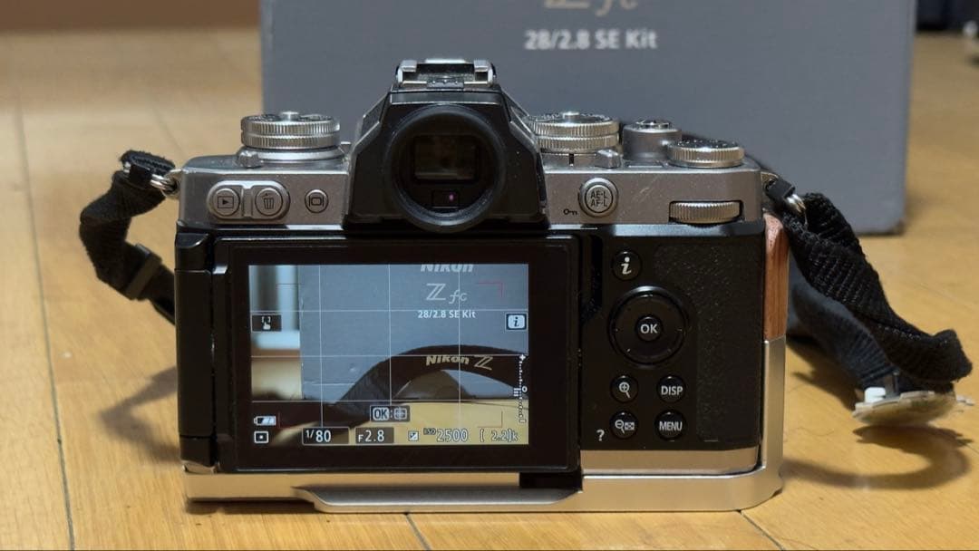 デジタルカメラ Nikon Z fc 28/2.8 SE Kit+35-135 Nikkor
