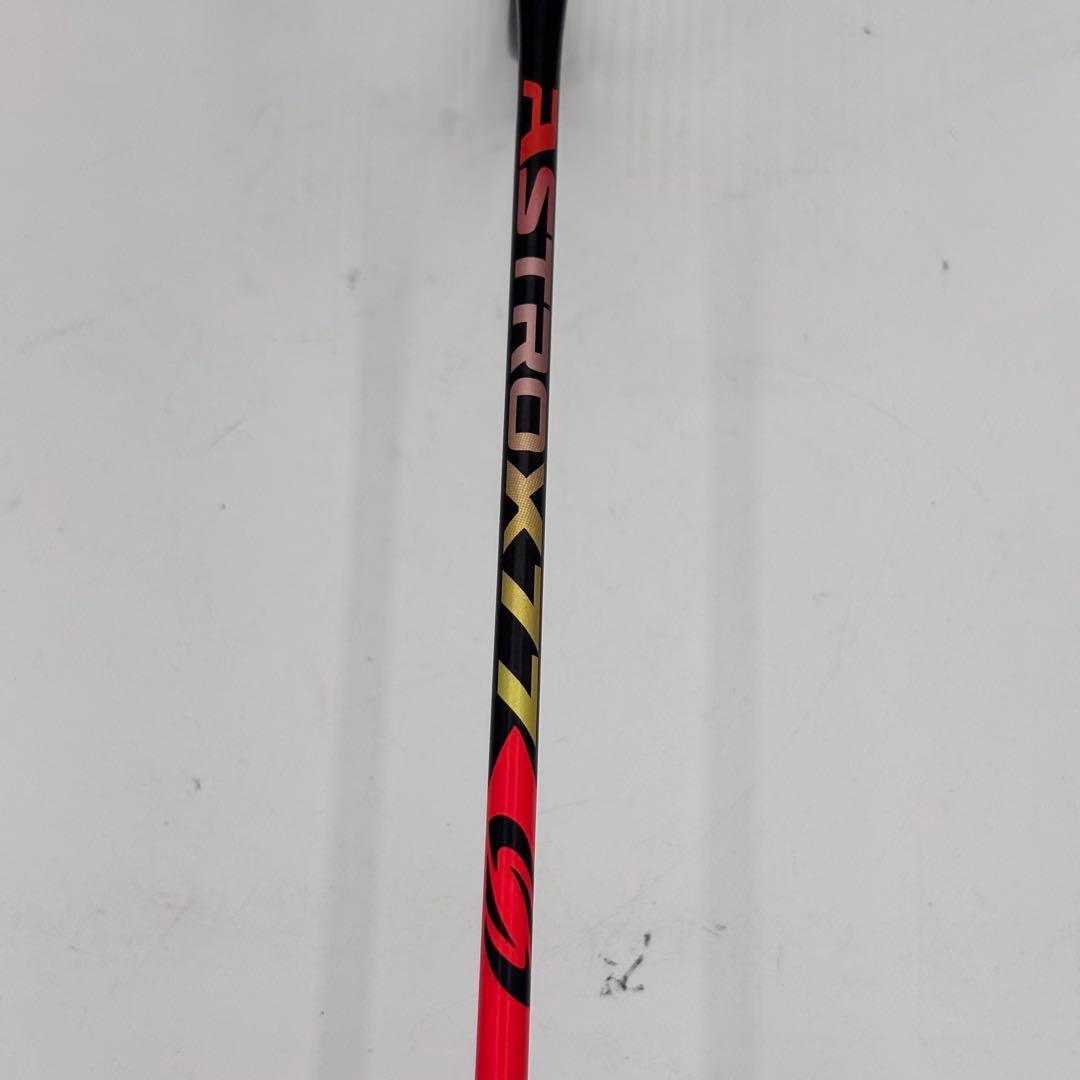 ヨネックス　アストロクス77 シャインレッド