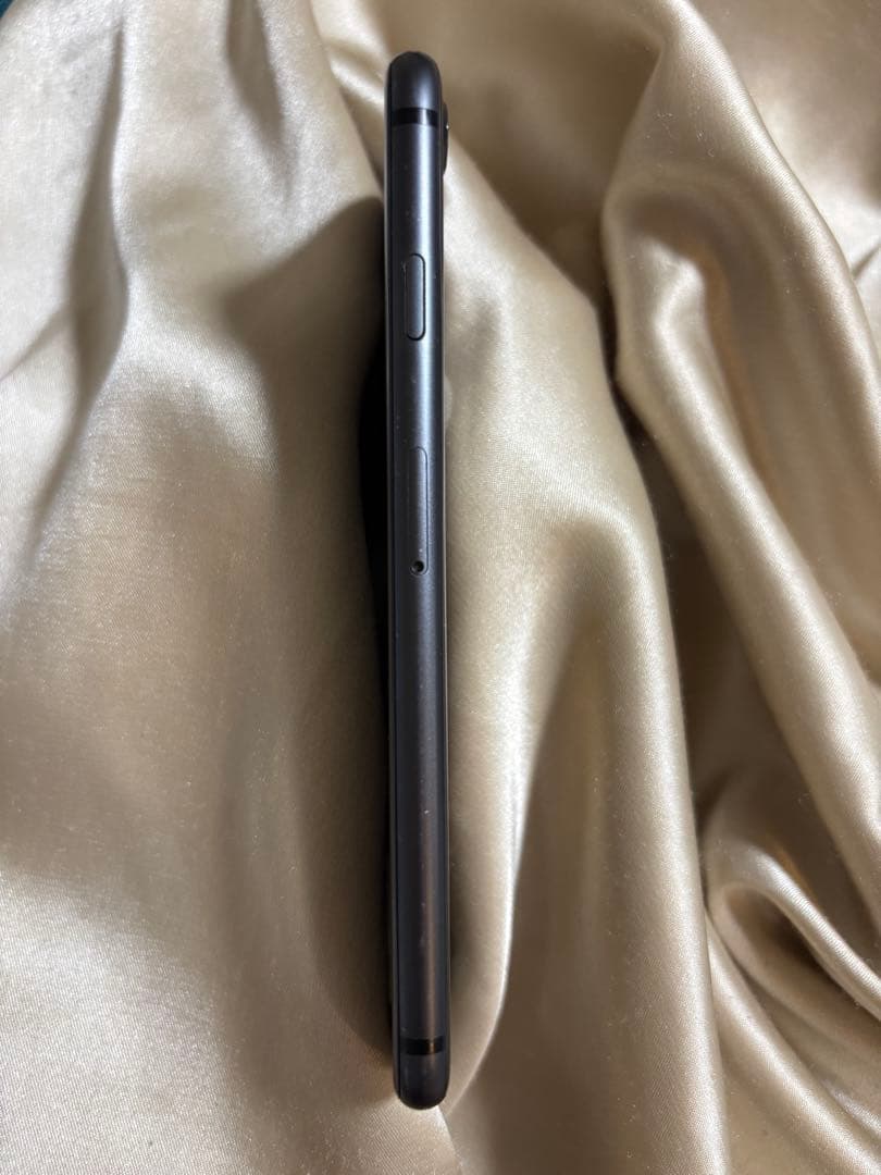 Apple iPhone8 スペースグレイ 【128GB】