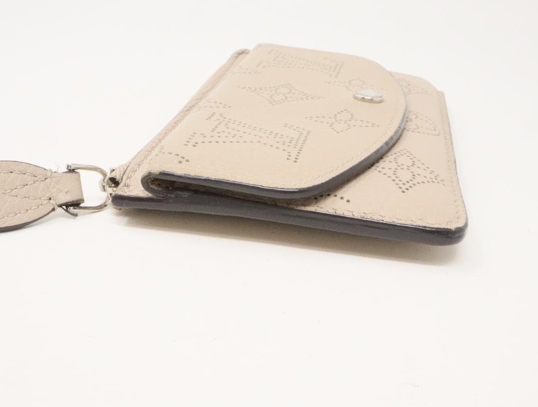 Louis Vuitton ヴィトン M81287 ポルトカルトレクトヴェルソ