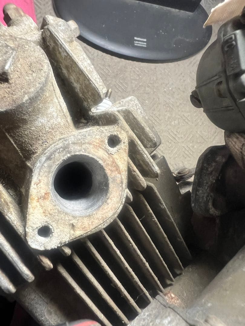 マグナ50 エンジン、pcキャブ、ハーネス、cdi、ボアアップ？