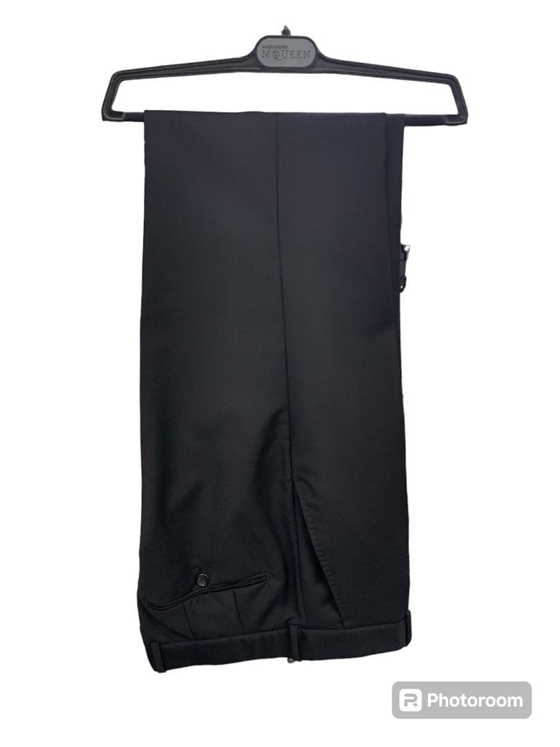 アレキサンダーマックイーン　スラックス　未使用品　タグ付き