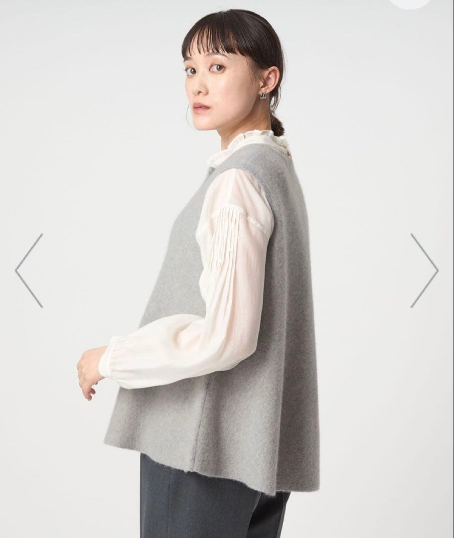 今期　新品未使用　FOXブレンド セッケツ ニット ジレ