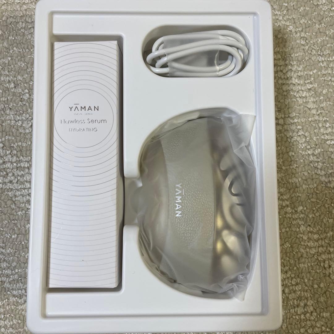 YAMAN 美顔器 & Flawless Serum セット