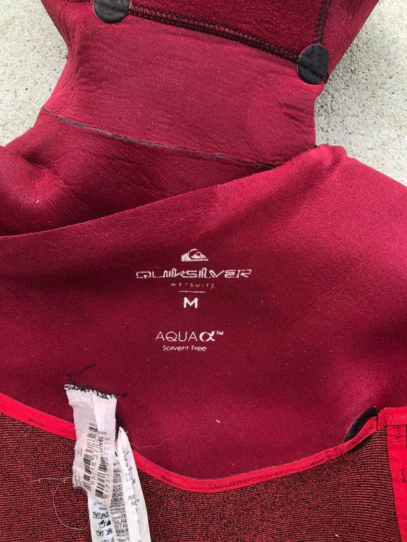 クイックシルバー　フード付きブラック