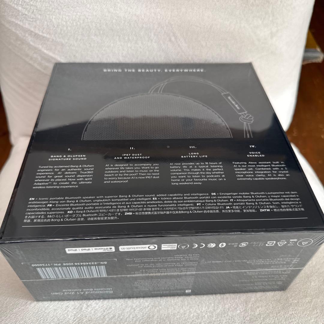 BANG&OLUFSEN スピーカー　新品