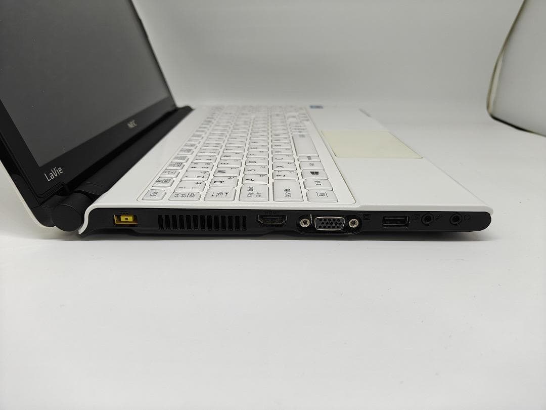 【NEC】爆速 Corei7/新品SSD256GB 13.3 ノートパソコンF2