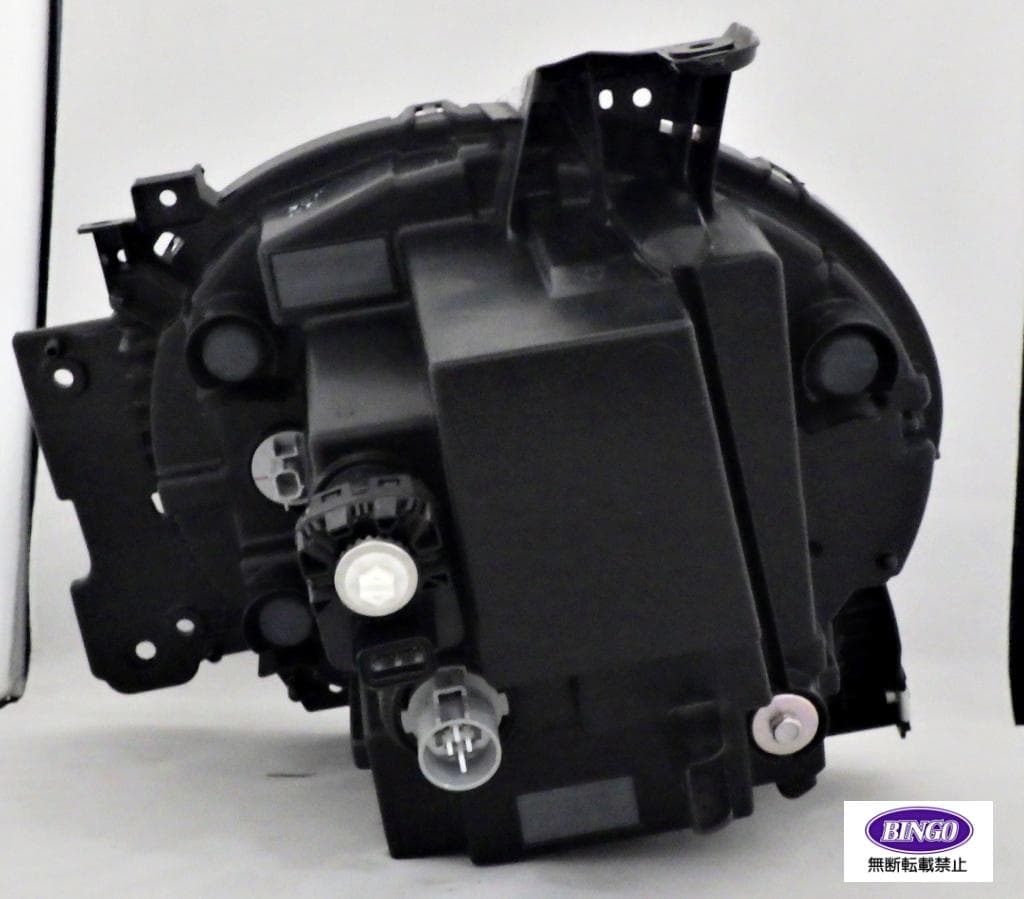 スズキ ワゴンRスマイル MX91S ヘッドランプ 右 STANLEYW6079