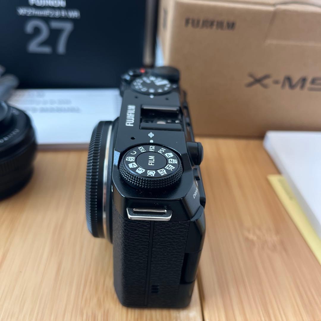 デジタルカメラ Fujifilm X-M5 XF27mm F2.8 WR