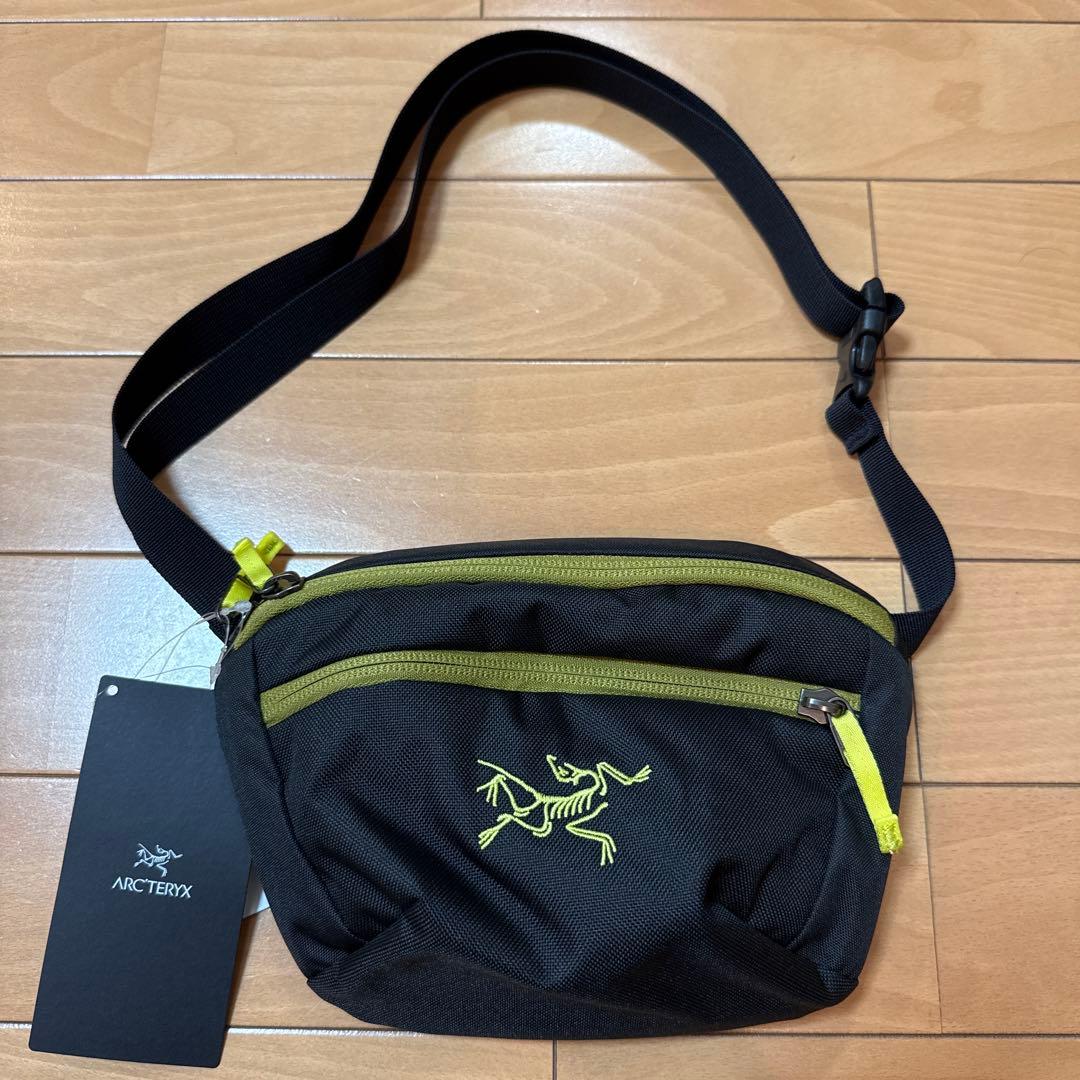 新品 BEAMS【EXCLUSIVE】ARC’TERYX / Mantis1