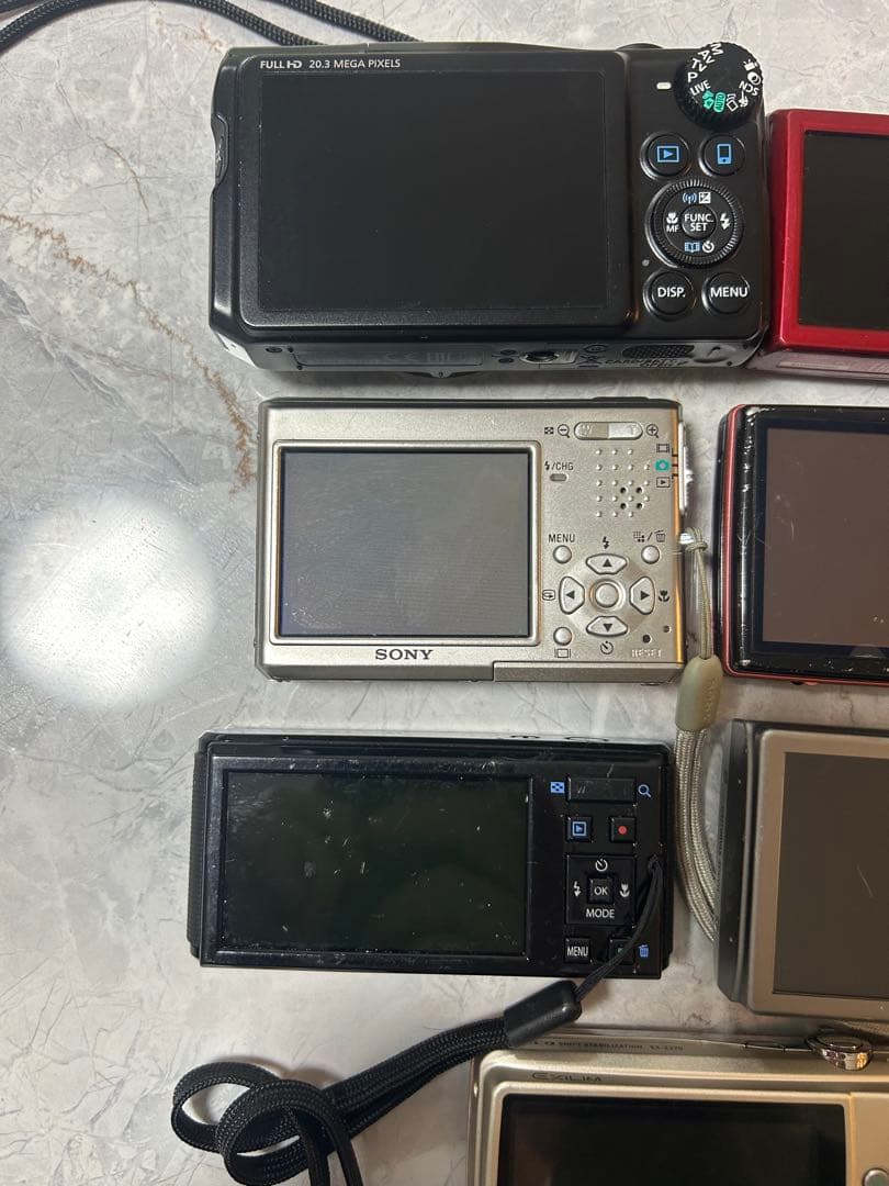 コンパクトデジカメ7台まとめ売り（ジャンク品）