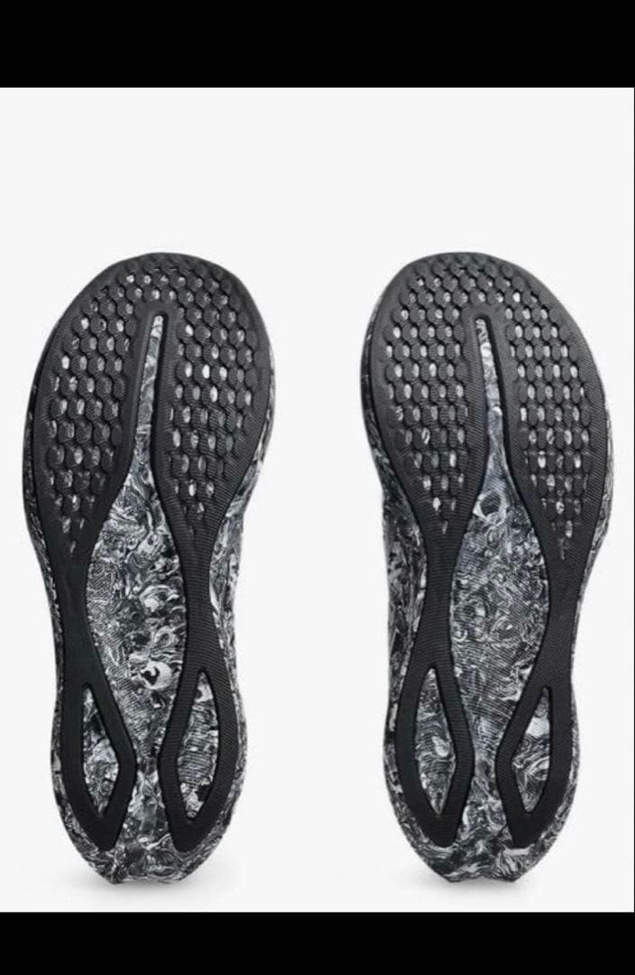 市*ー様 アシックス NOOSA TRI 16 ランニングシューズ　28.0cm