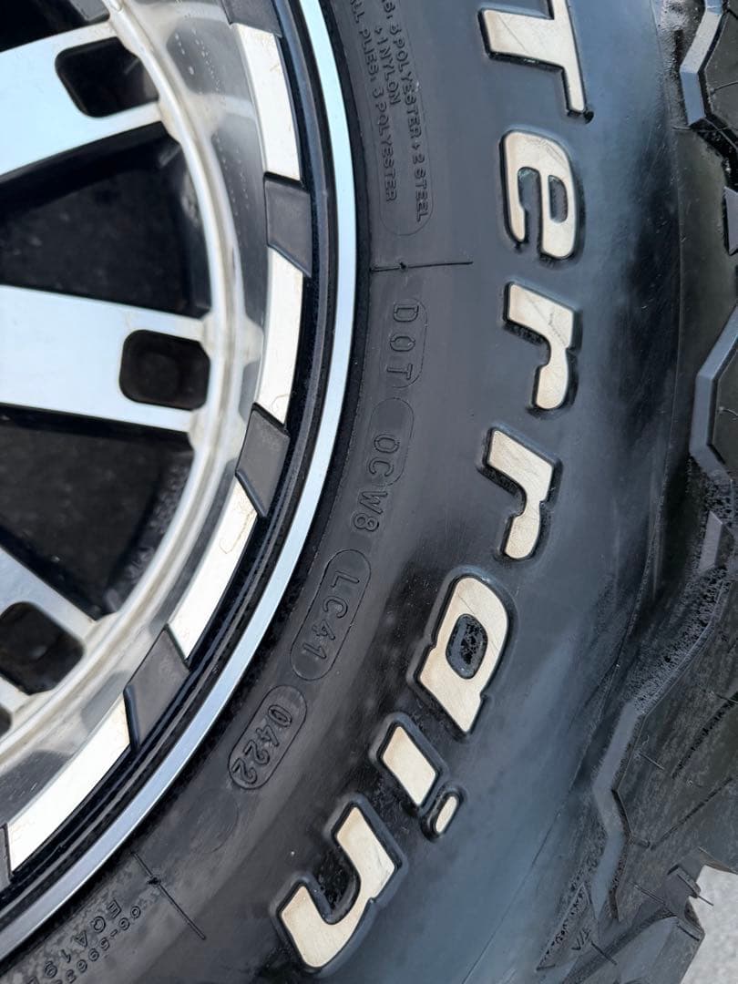 ランクル用タイヤホイール 4本セット LT265/75R16 8J 2022年