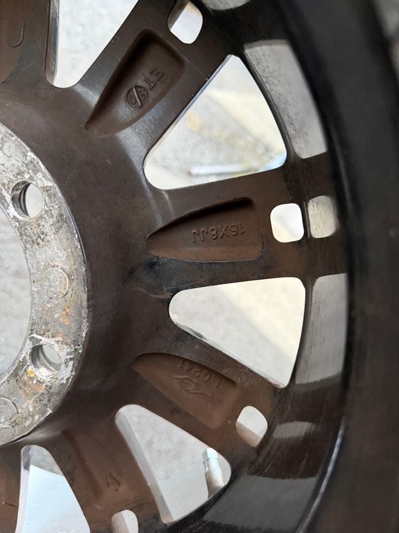 ランクル用タイヤホイール 4本セット LT265/75R16 8J 2022年