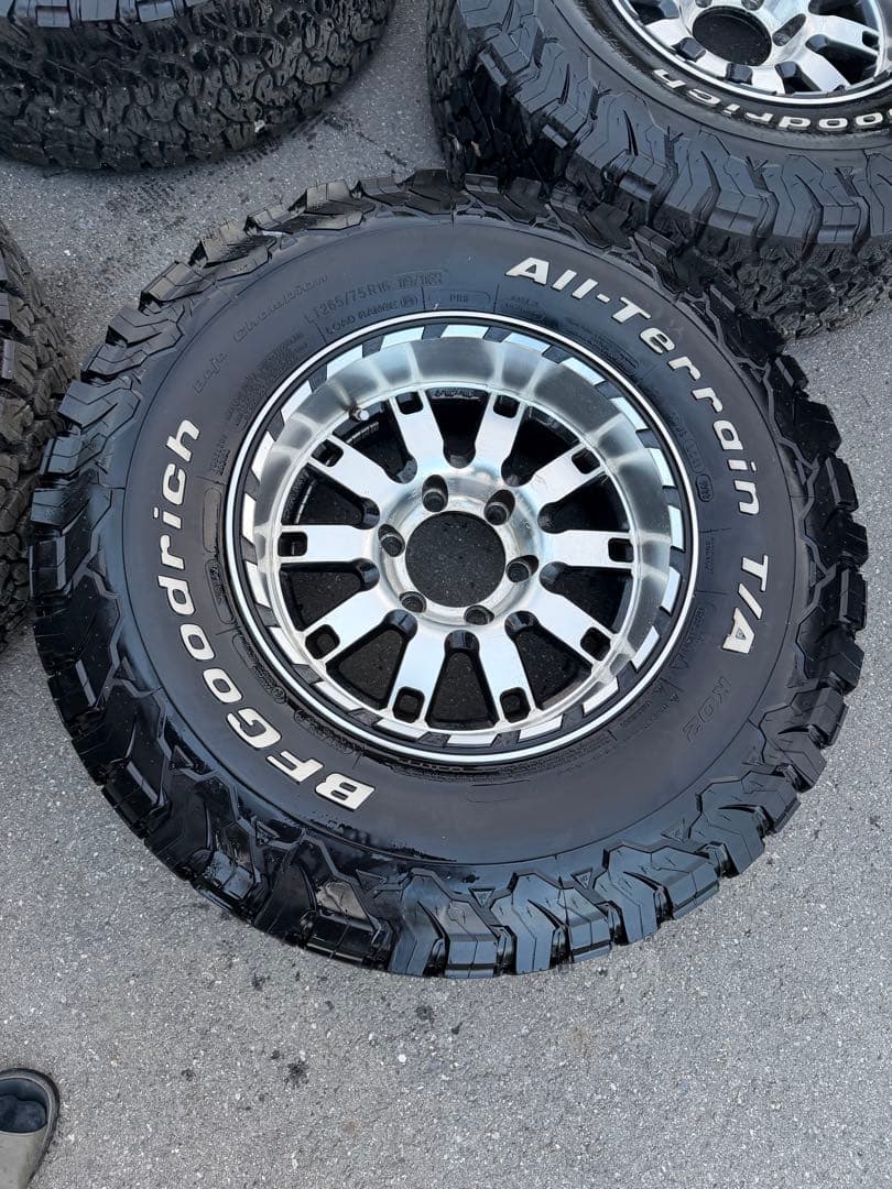 ランクル用タイヤホイール 4本セット LT265/75R16 8J 2022年