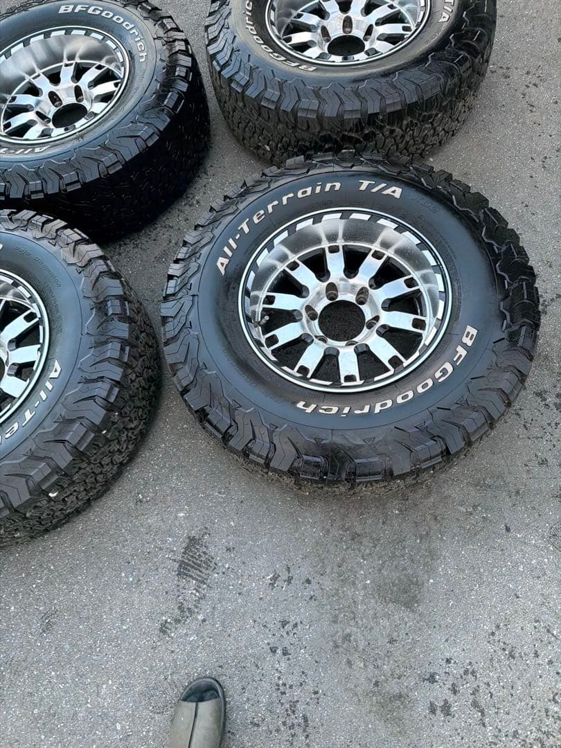 ランクル用タイヤホイール 4本セット LT265/75R16 8J 2022年