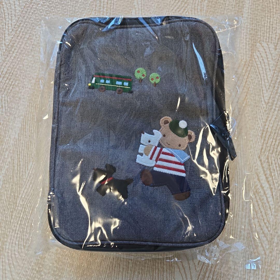 【最終値下げ】新品　ふるさと納税　限定 マルチケース　ファミリア