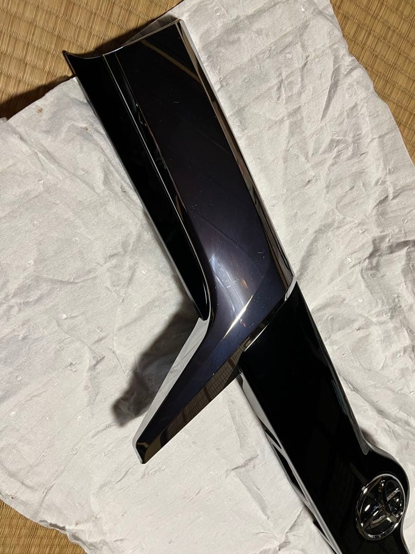 エスクァイア 80後期 リアガーニッシュ ノア ヴォクシー