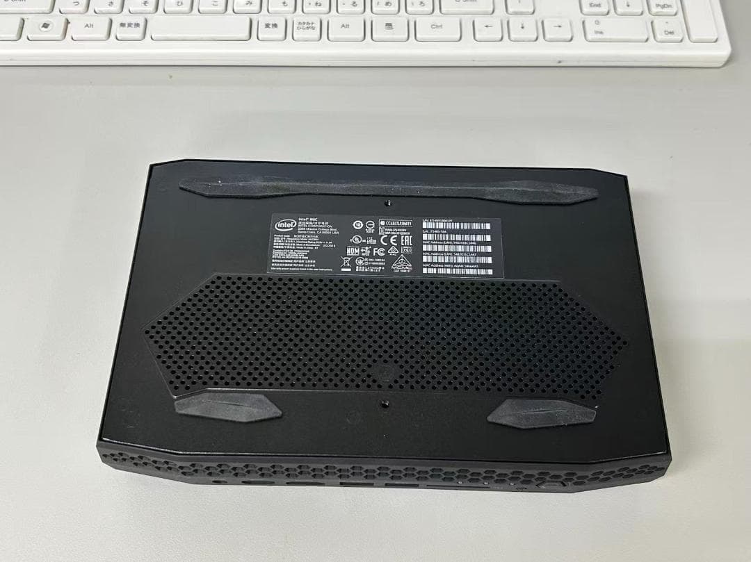 Intel NUC Kit NUC8i7HVK 16GB/SSD512GB 美品