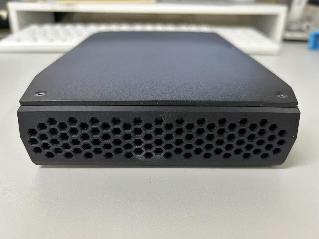 Intel NUC Kit NUC8i7HVK 16GB/SSD512GB 美品