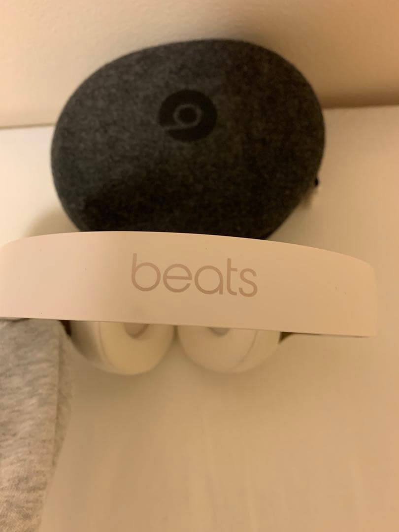 Beats Solo Pro ワイヤレスヘッドホン アイボリー