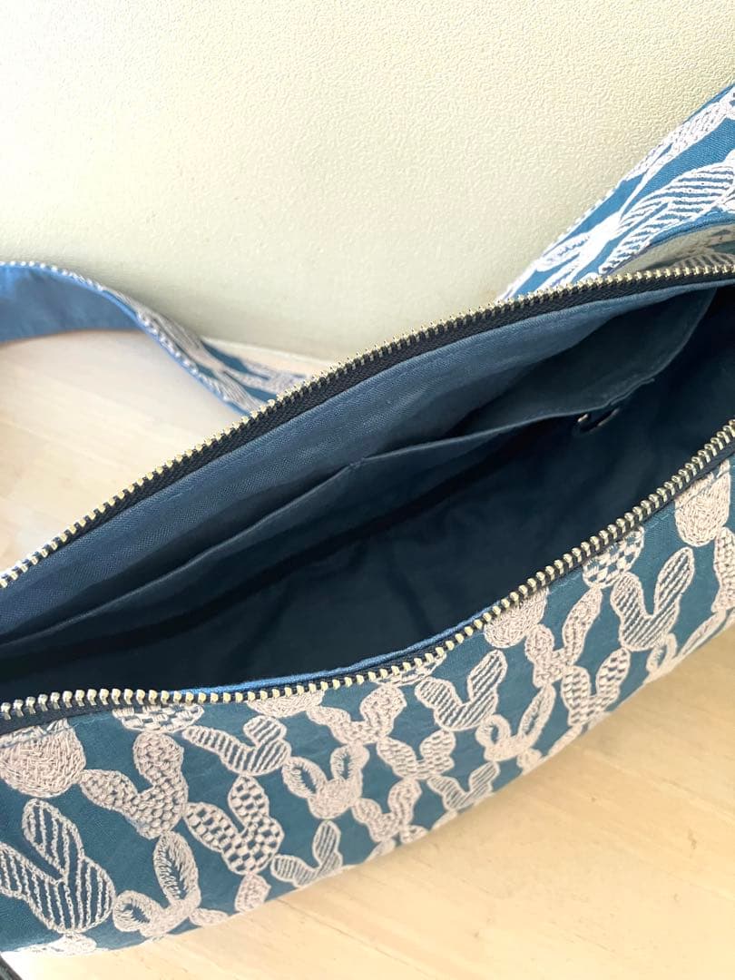 pnmppia blue ボディバッグ　ミナペルホネン　ハンドメイド