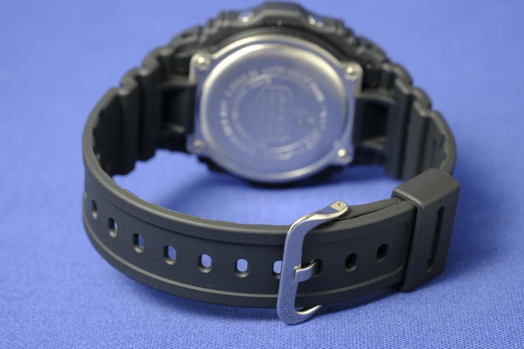 【未使用美品】CASIO G-SHOCK DW-5750UE-1JF (35)