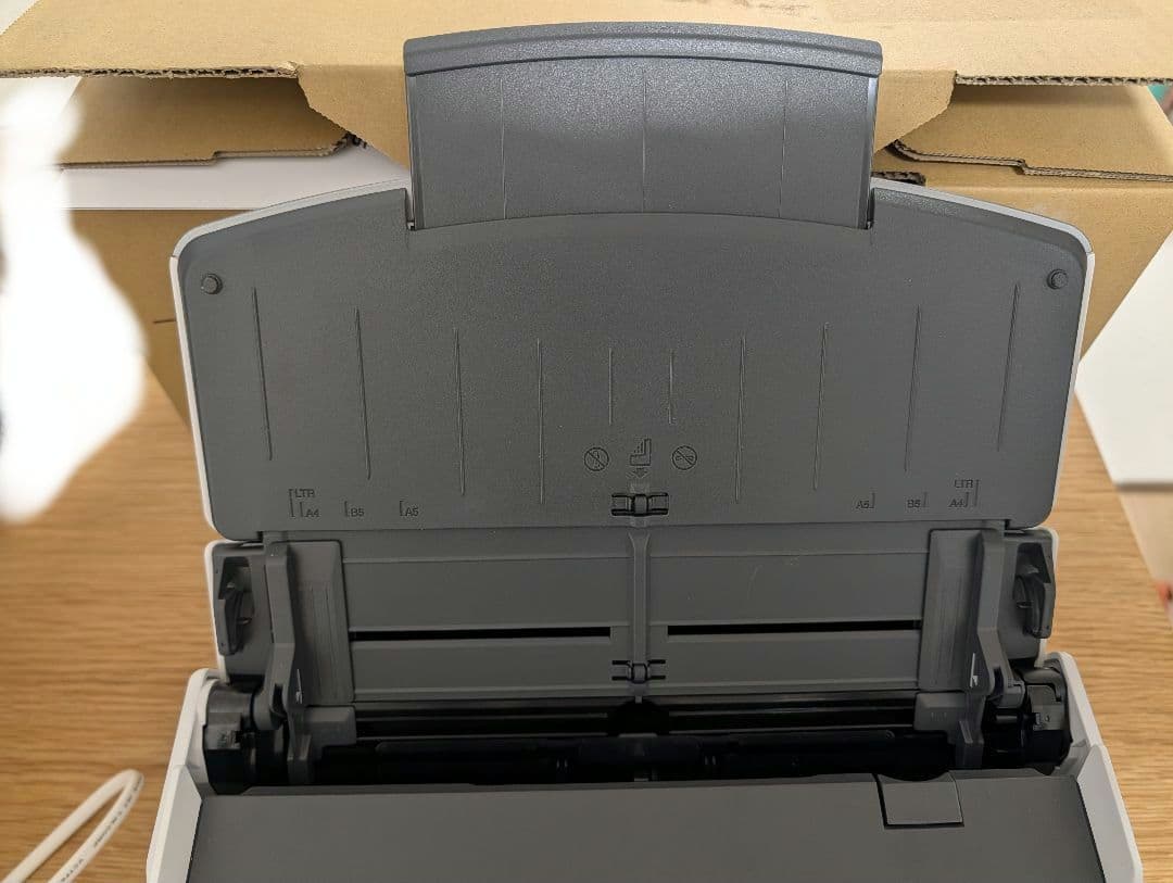 【極美品】リコーPFU ドキュメントスキャナー ScanSnap iX1600