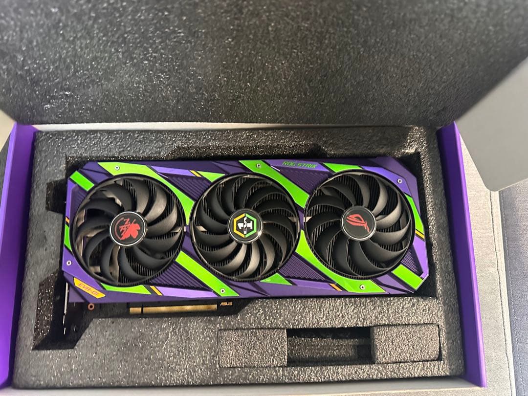 Intel i7-13700k と asus rog strix 3080 ev