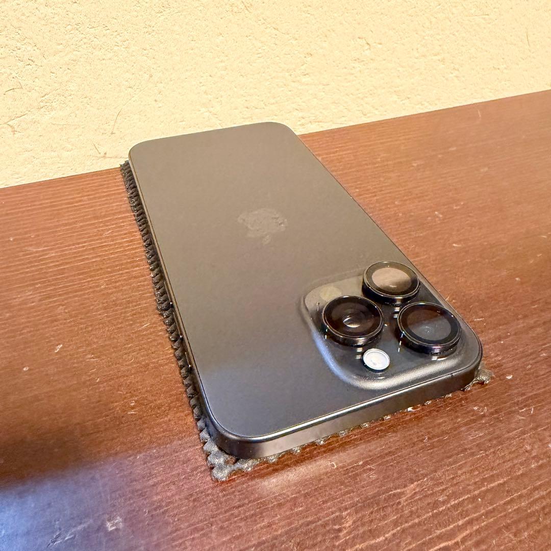iPhone 15 Pro Max 256GB ブラックチタニウム 特典付き