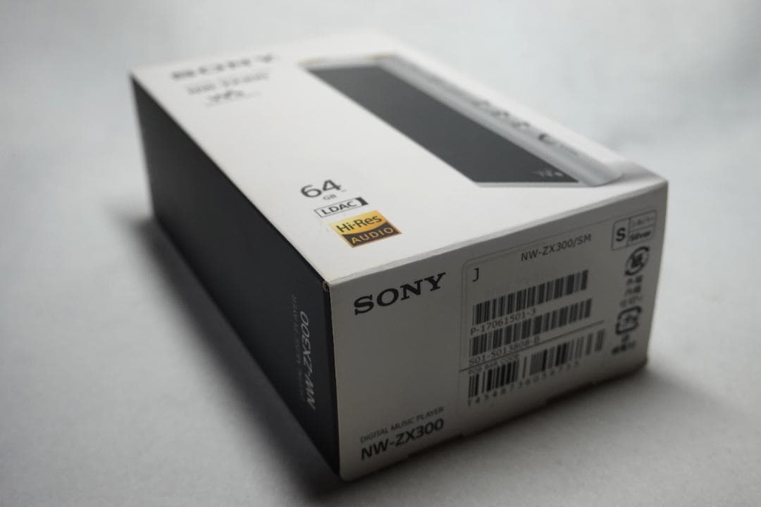 【美品/再生313時間】ウォークマンNW-ZX300シルバー　付属品完備