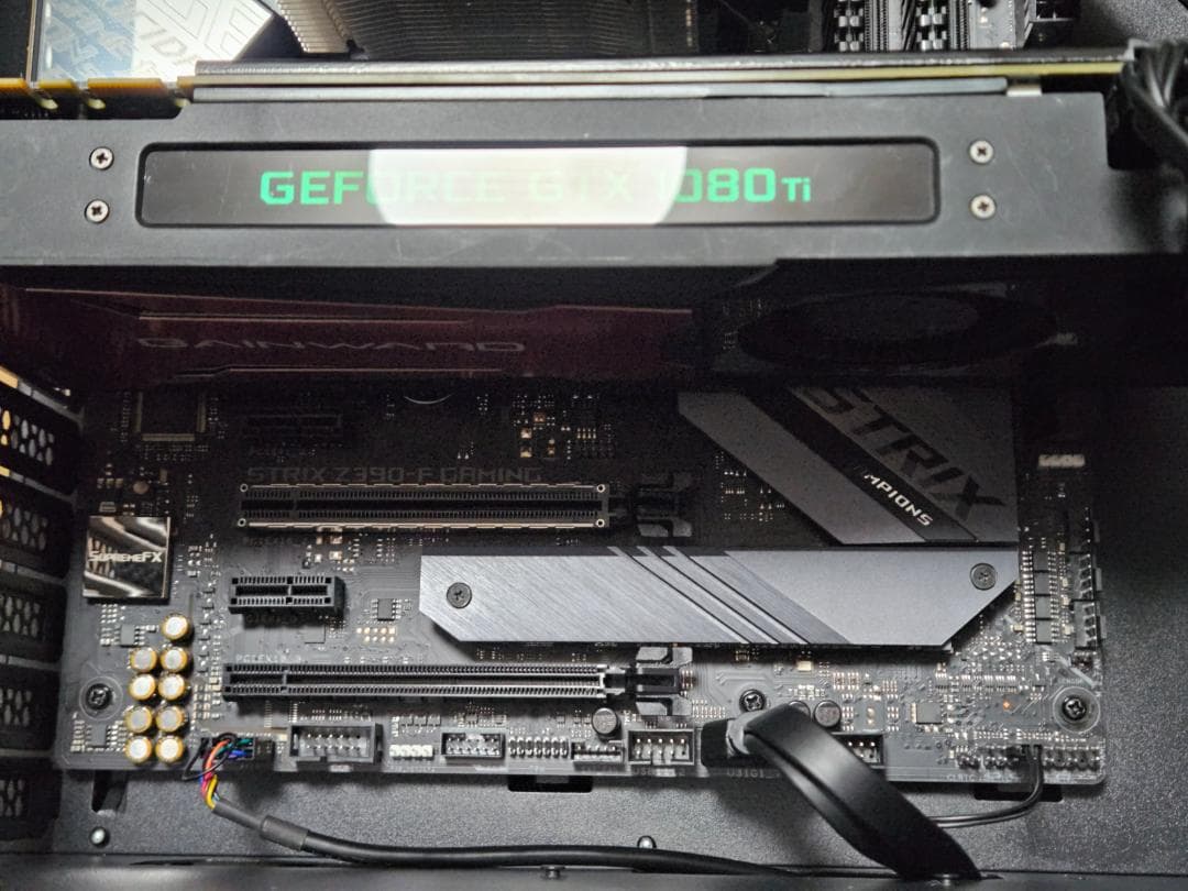 t*様 ゲーミングPC i7-9700K /GTX 1080 Ti /NVMe